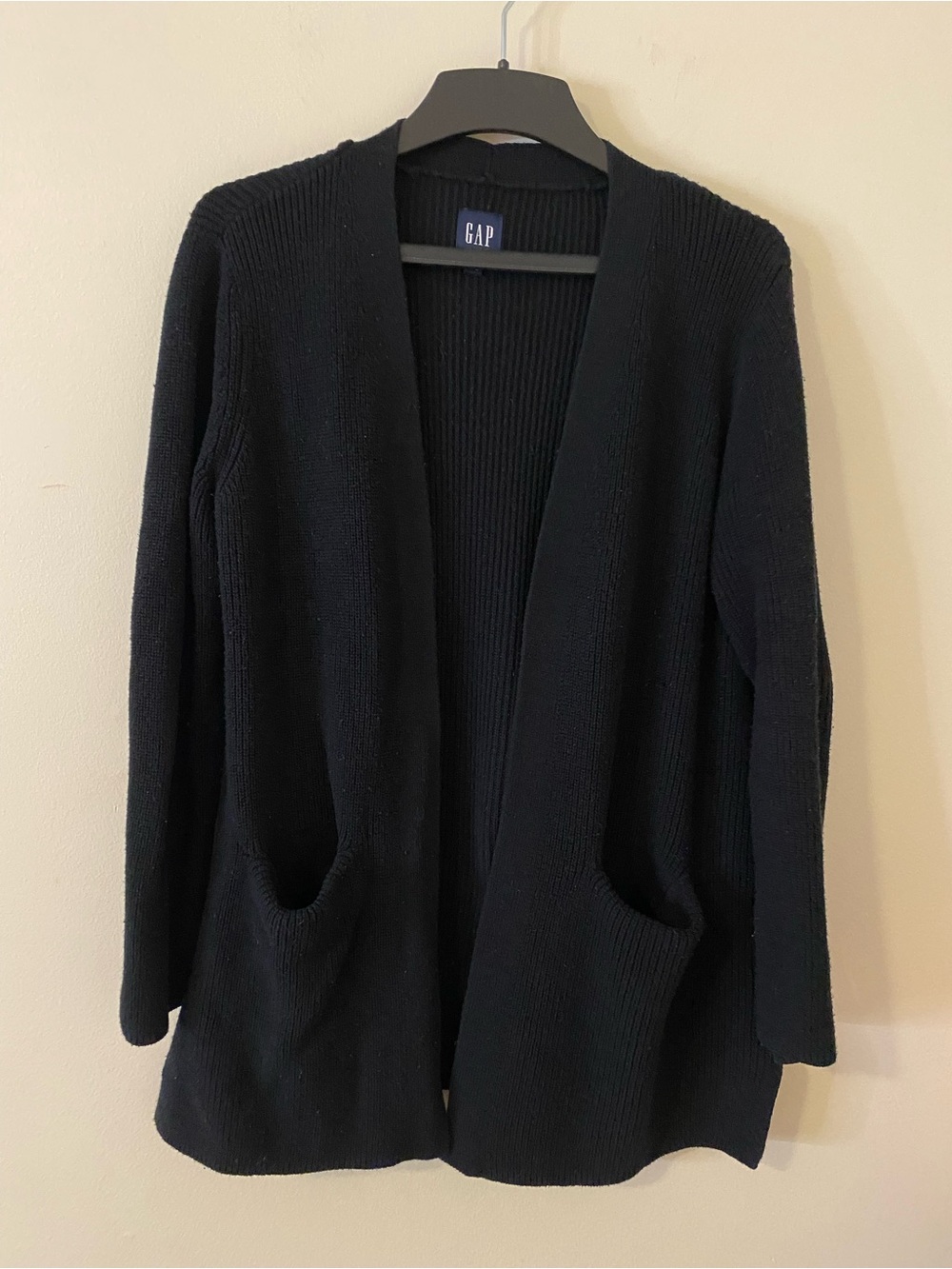 GAP Women's Open-Front Black Cardigan Sweater with pockets